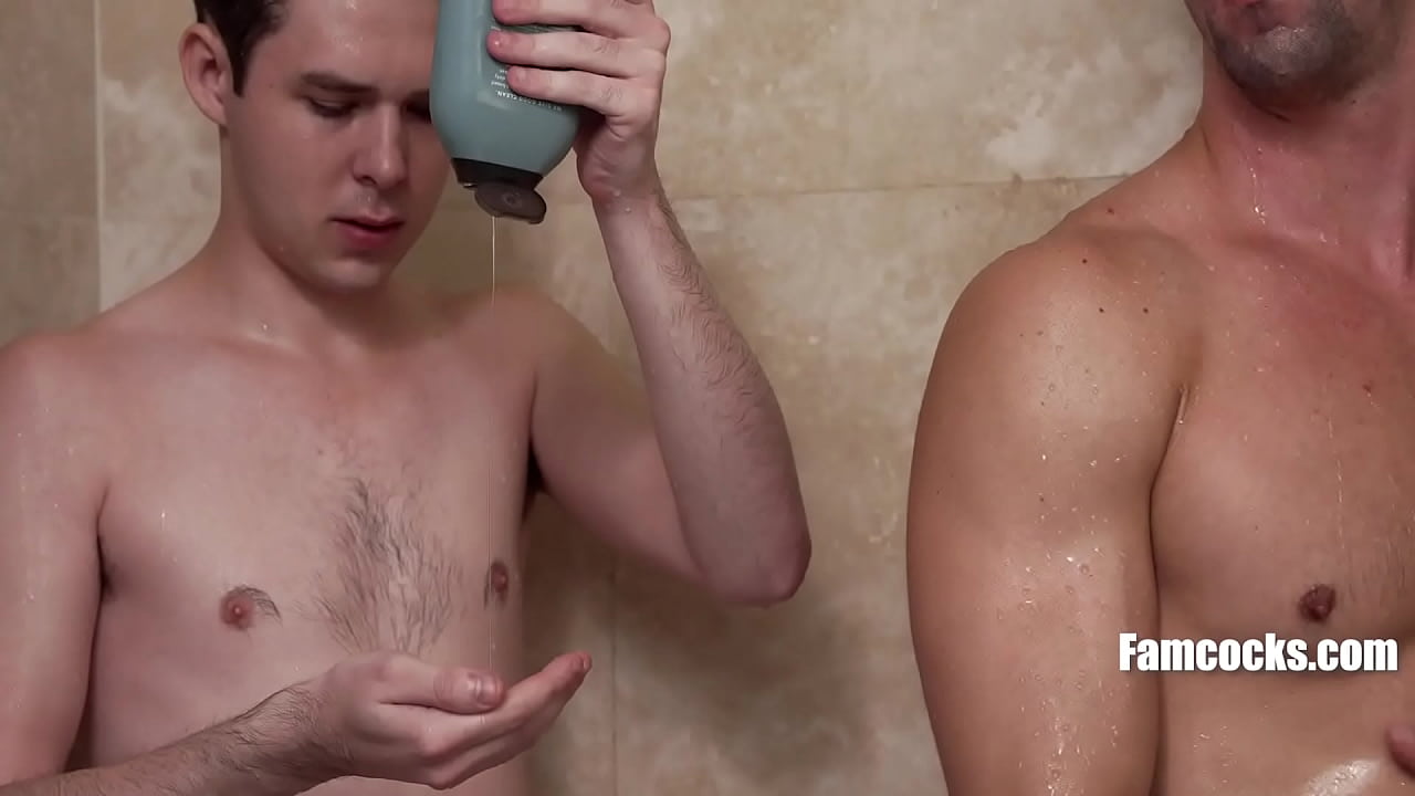 Dakota Lovell ,Eddie PatrickFucking Step Son In Shower- Dakota Lovell ,Eddie Patrick