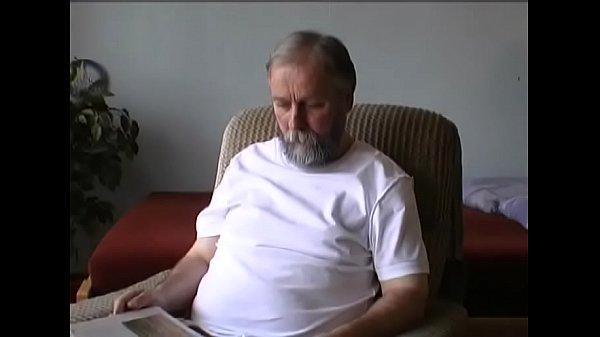 Hot playgirl gives steamy tit fuck