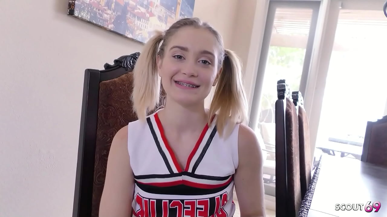 Cute Pigtails Cheerleader Teen with Braces give RImjob and get Fucked while play with Hitachi by older Guy