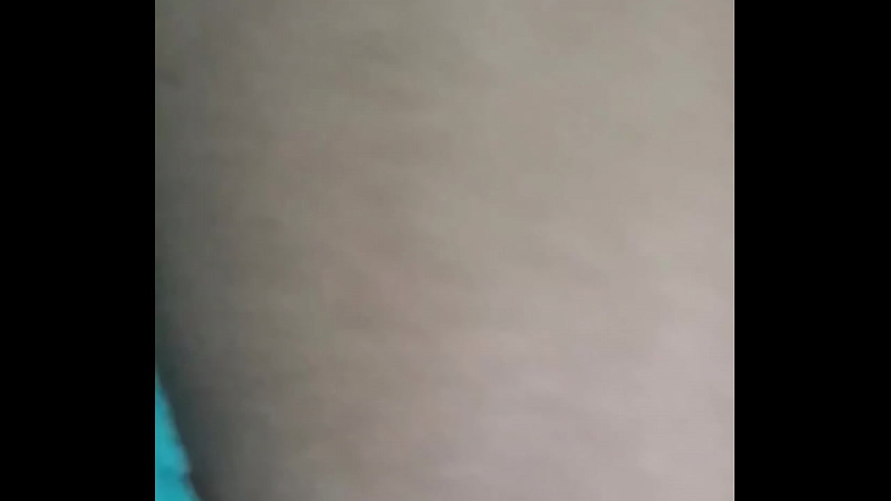 Aventuras da Nick para gozar com celular na m&atilde;o - Fui na casa de um amigo fiquei com vontade de levar rola no cuzinho cu piscando punheta guiada vem gozar