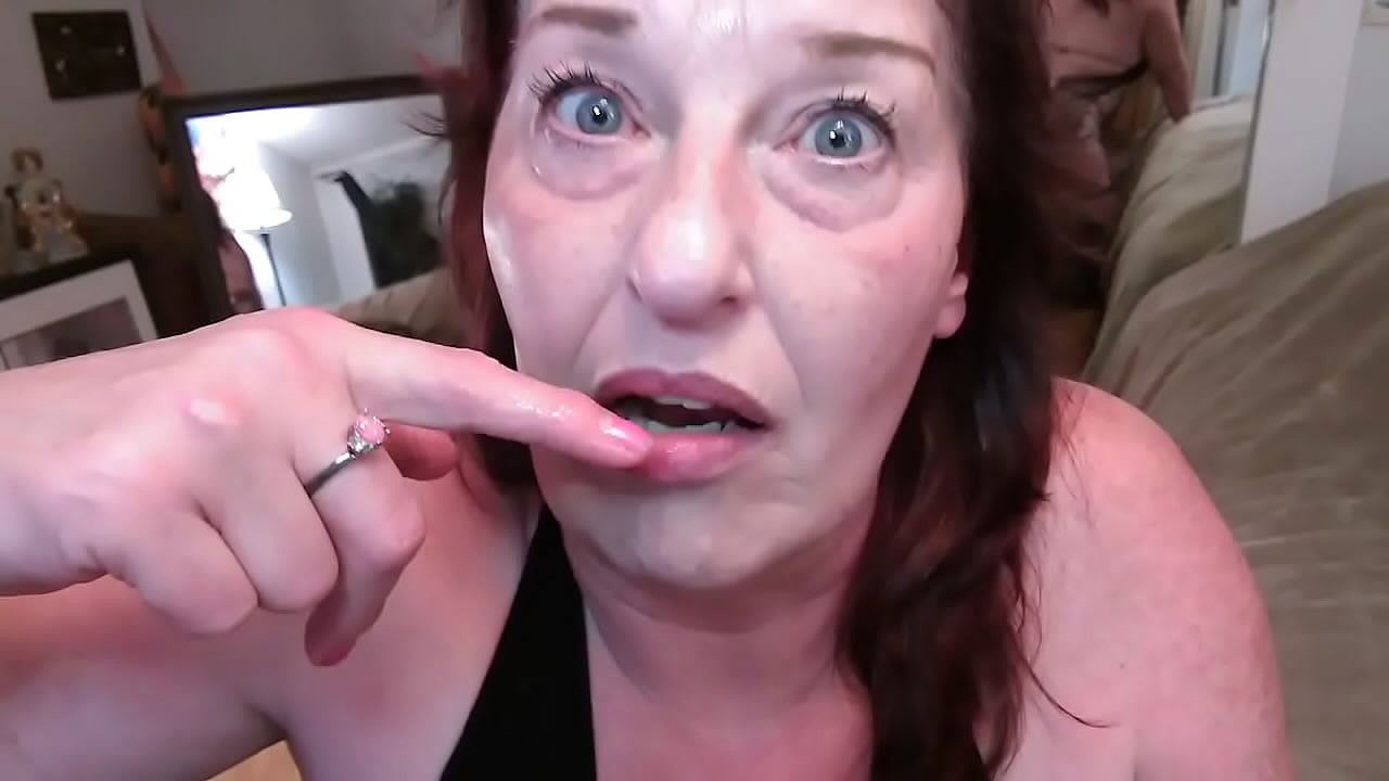 Silly sexy teaser Tongue fetish trying to escape my mouth! Its aliiiiive