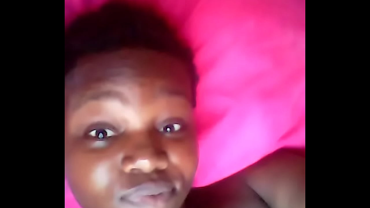 ebony girl satisfying herself