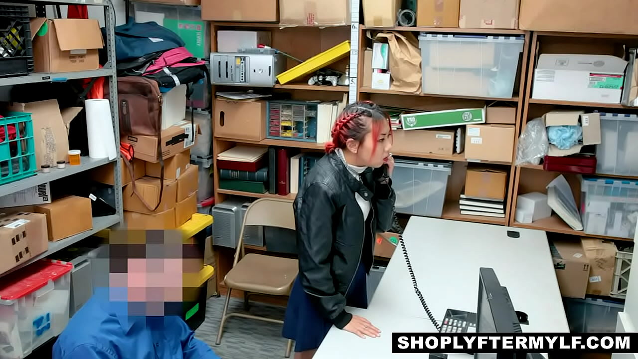 Sexy Asian MILF Christy Love Agrees To Get Fucked By Mall Cop After StepDaughter Is Caught Stealing