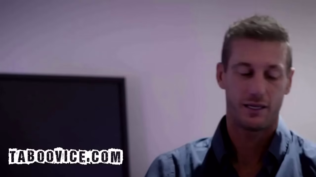 Asian Stepdaughter Always Wanted To Fuck With Stepdad's Best Friend