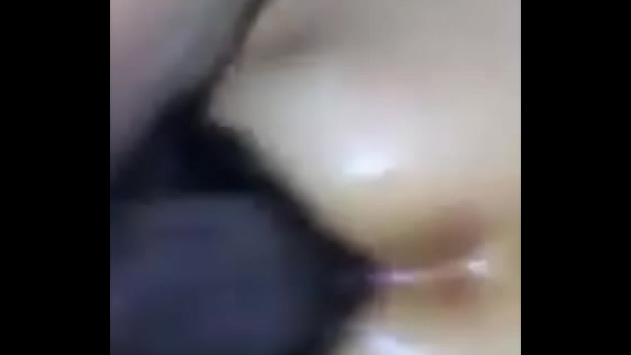 Filmo cuando se la coge un amigo