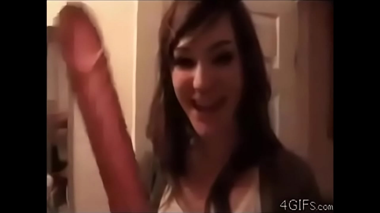 Mujer con garganta profunda