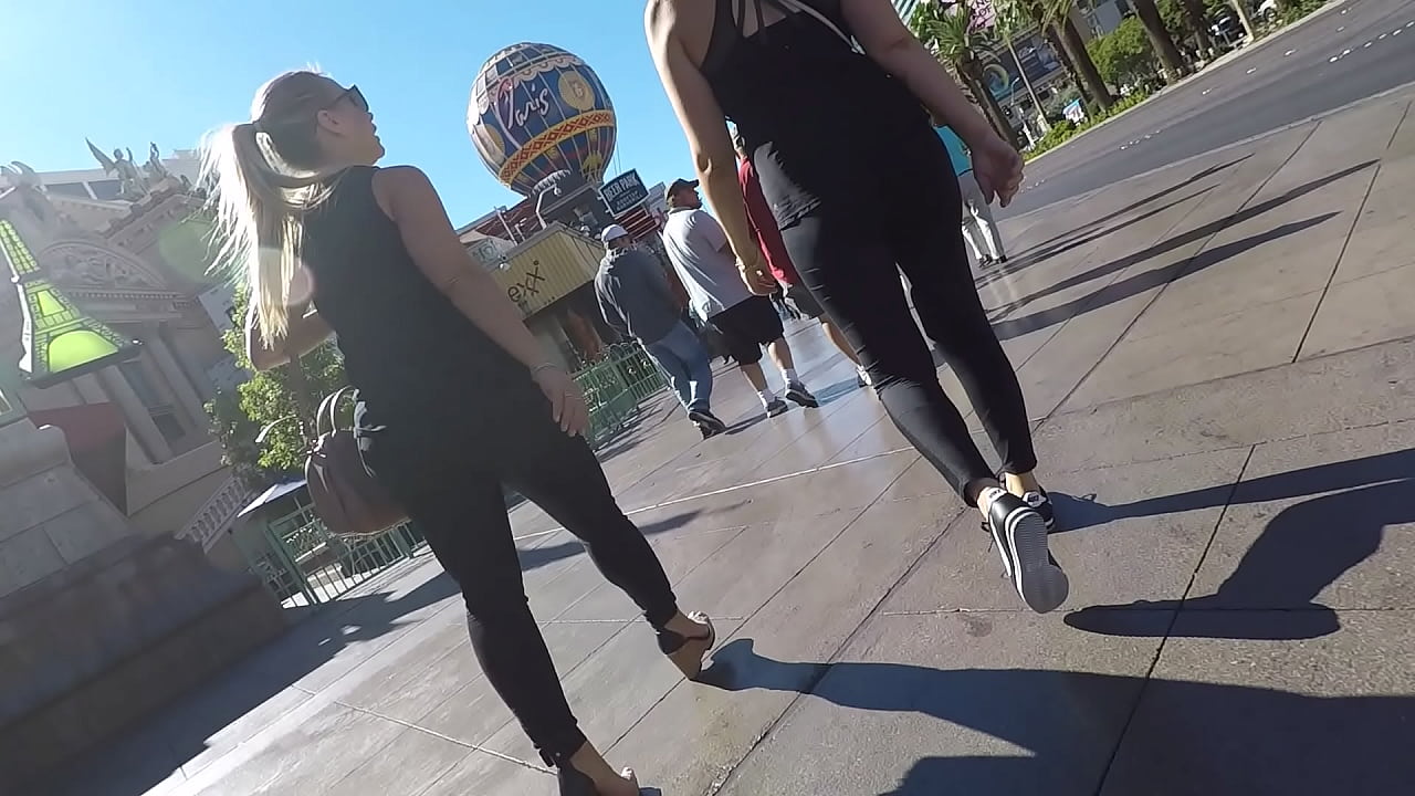 2 milfs in vegas.MP4