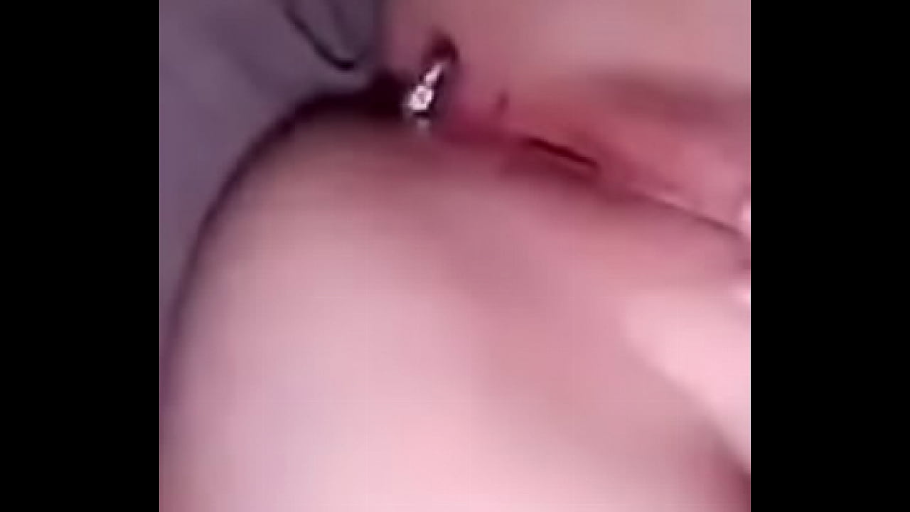 Leil&atilde;o do meu cu virgem