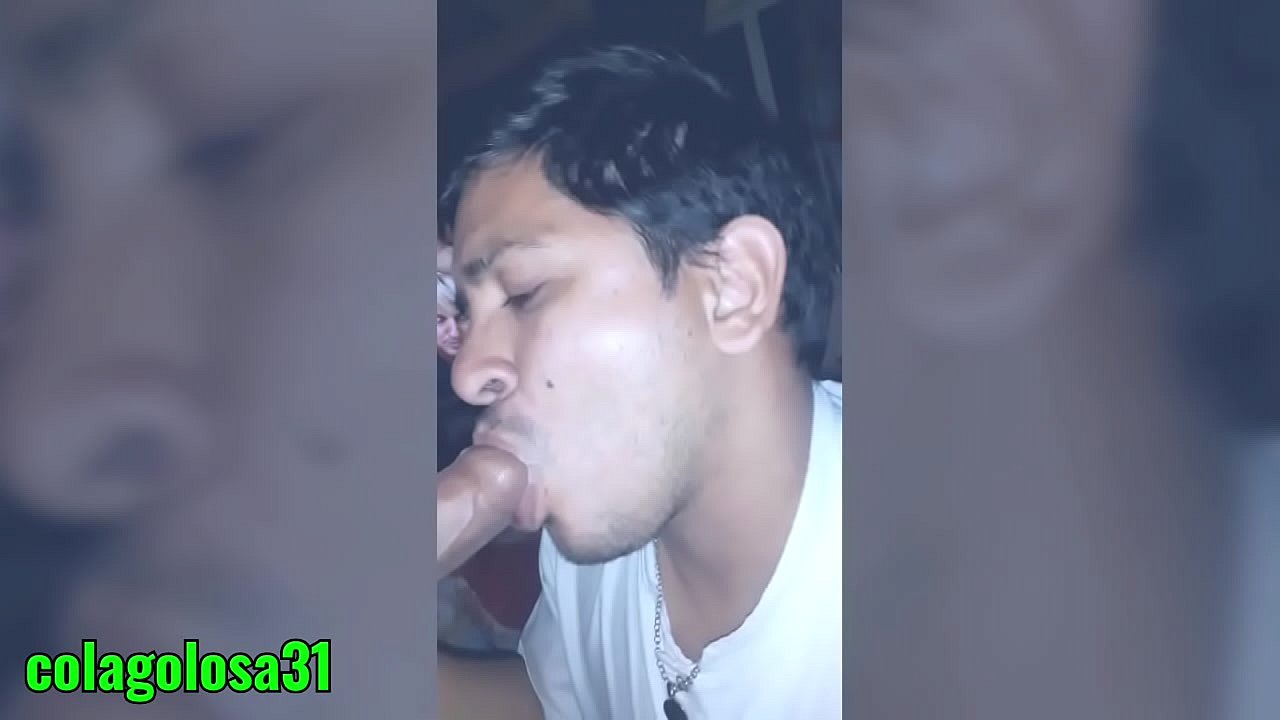 M pide que le mame la pija y me termina cogiendo a pelo