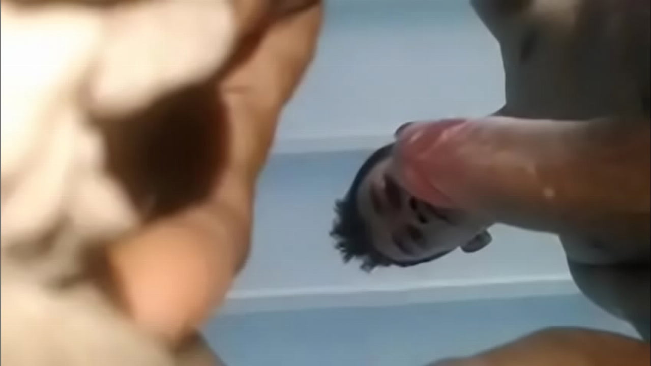 เย็ดหีสาวเอเชียเอาควยยัดรูหีจนน้ำแตกเต็มรูหีเล่นเอาหีแฉะเลยน่าเลียแตดมาก