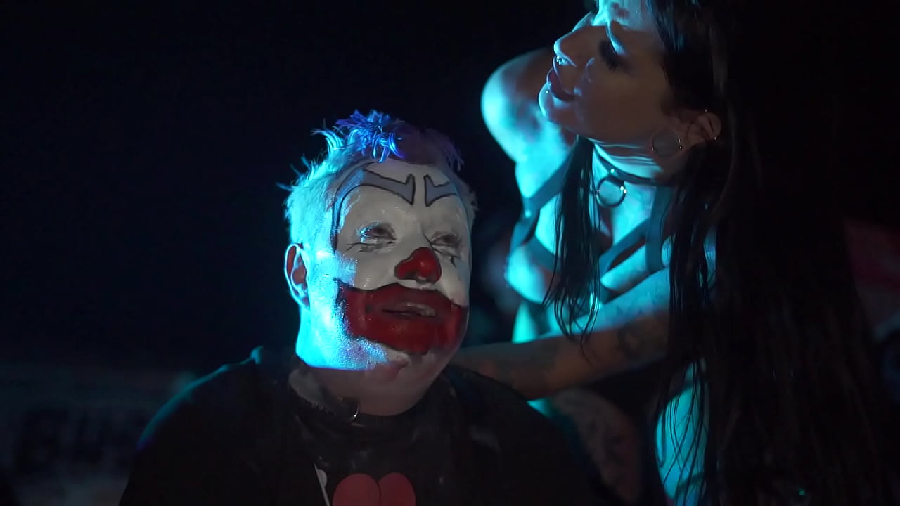 Dominated By Mistress Lady Luna At The 2019 Gathering of the Juggalos &ndash; Clip # 1