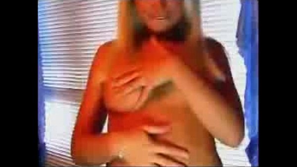 Perfect Body Amateur Snatch Fucking On Computer Chair