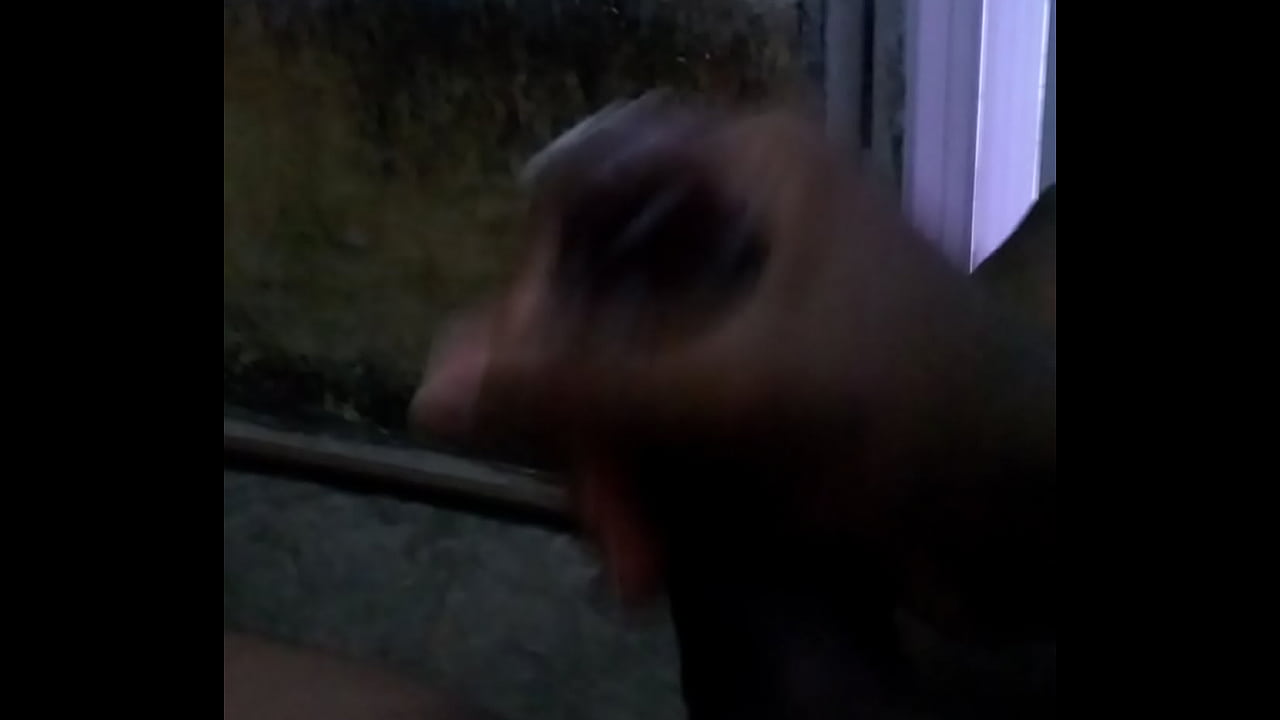 Novinho se masturbando