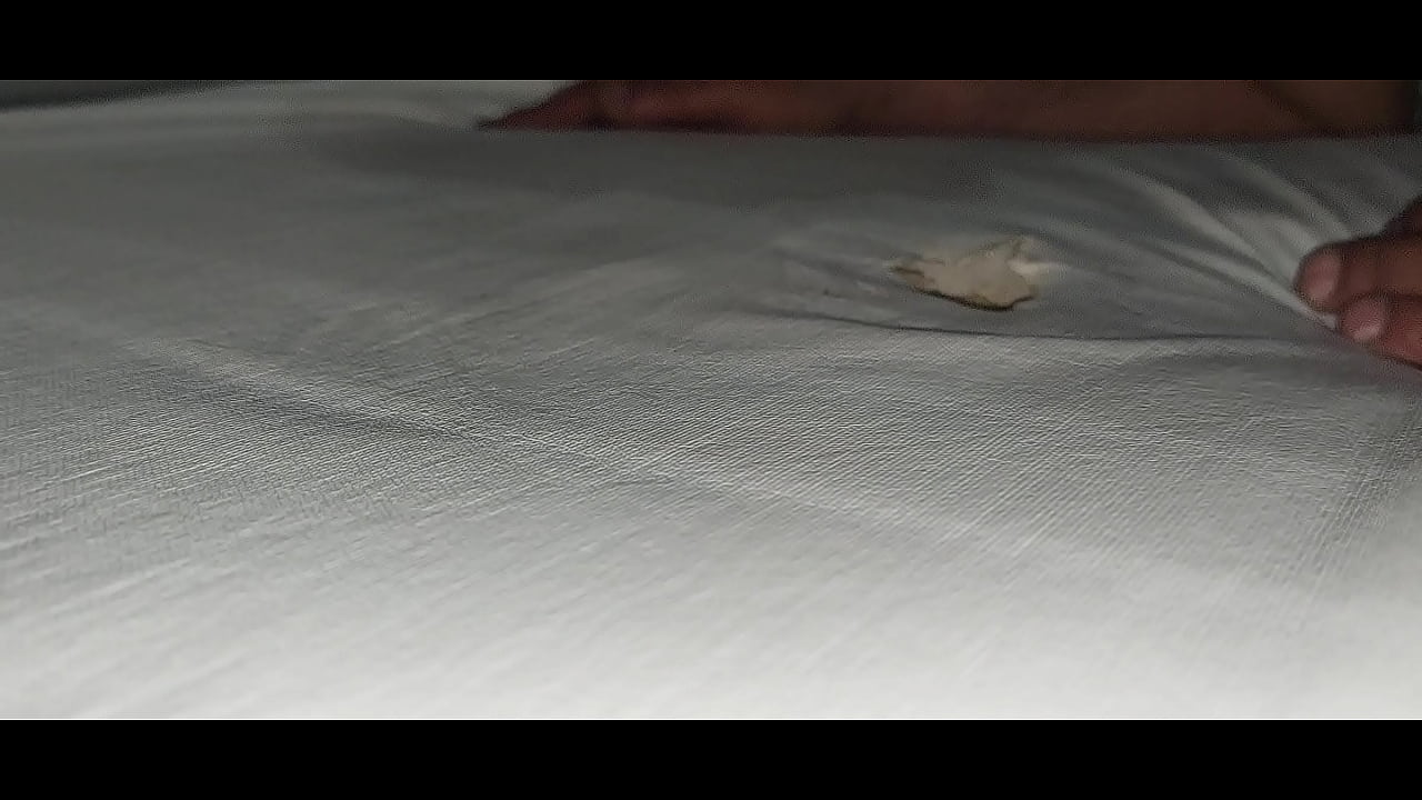 &icirc;mi ling sperma de pe saltea