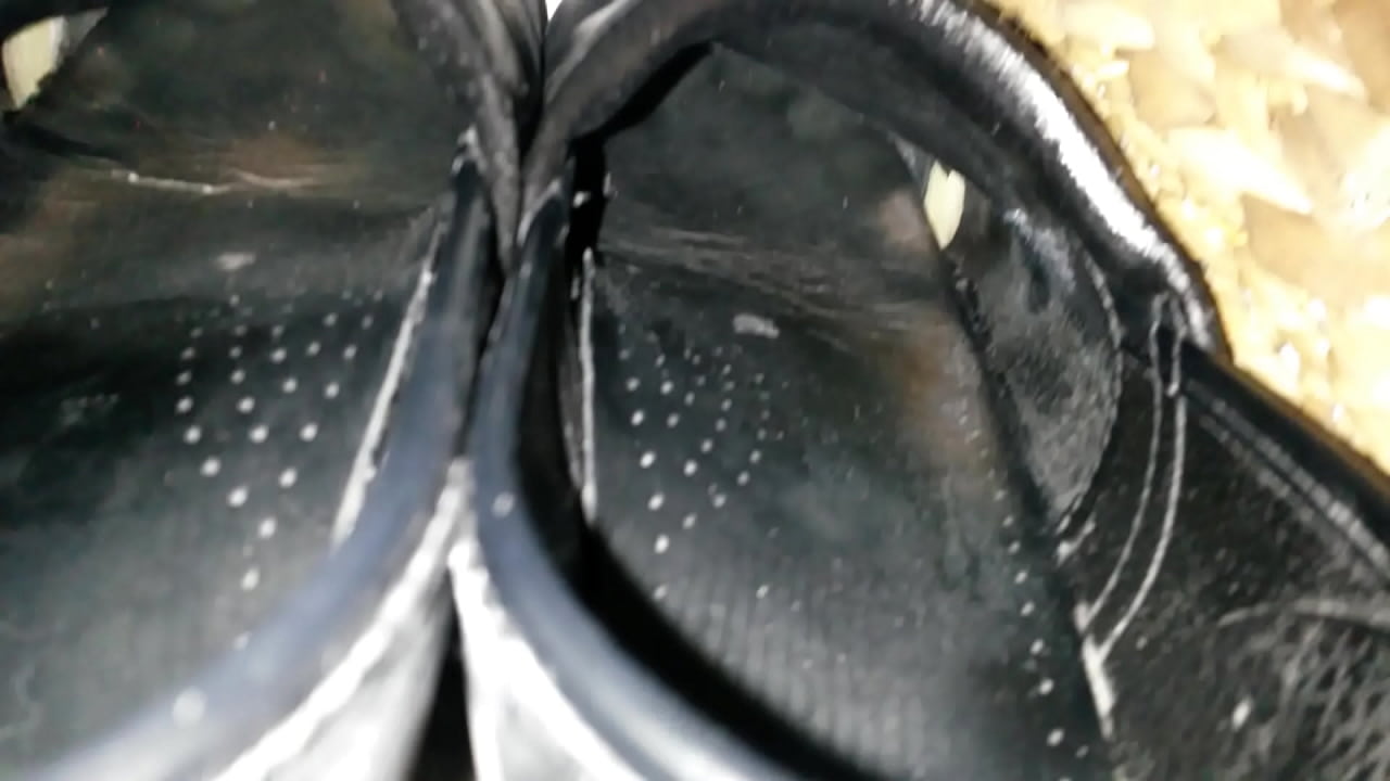 beckys big black smelly dirty work clogs