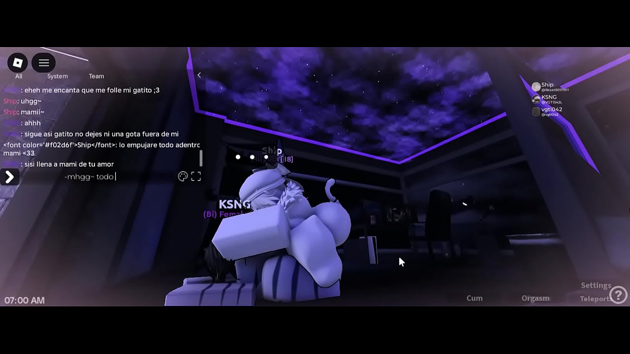 chica futa folla a chica tiburon en un condo