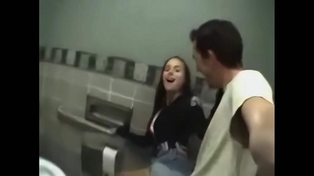 07cogiendo en el ba&ntilde;o