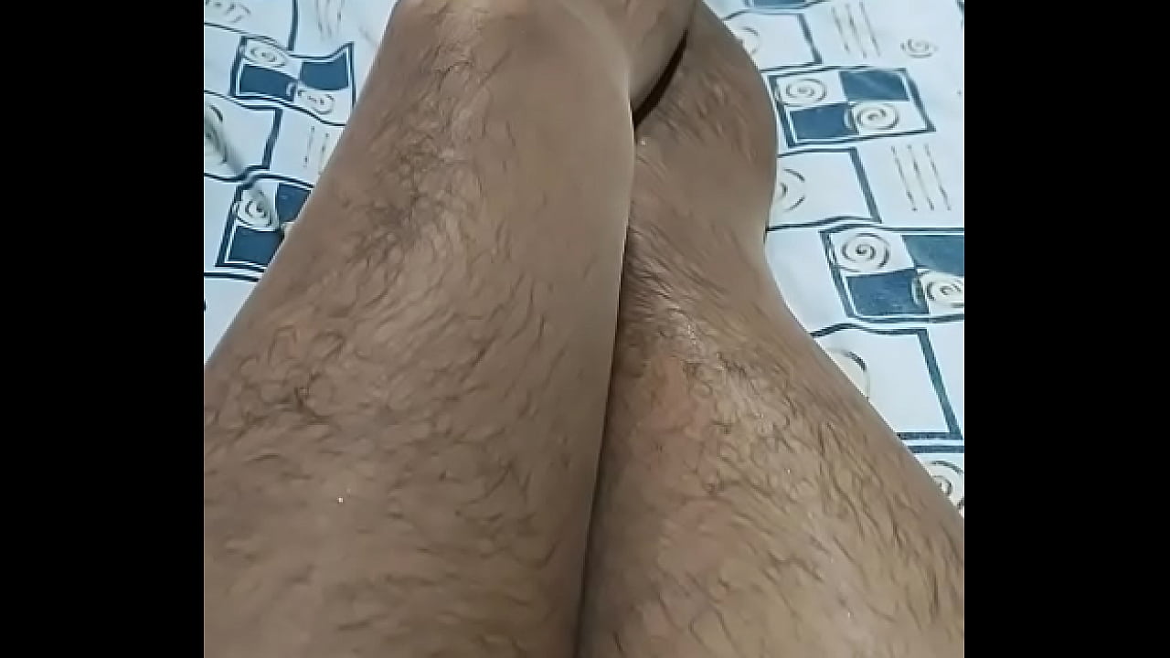 Riqu&iacute;sima travesti desnuda, con zapatillas y pantimedias