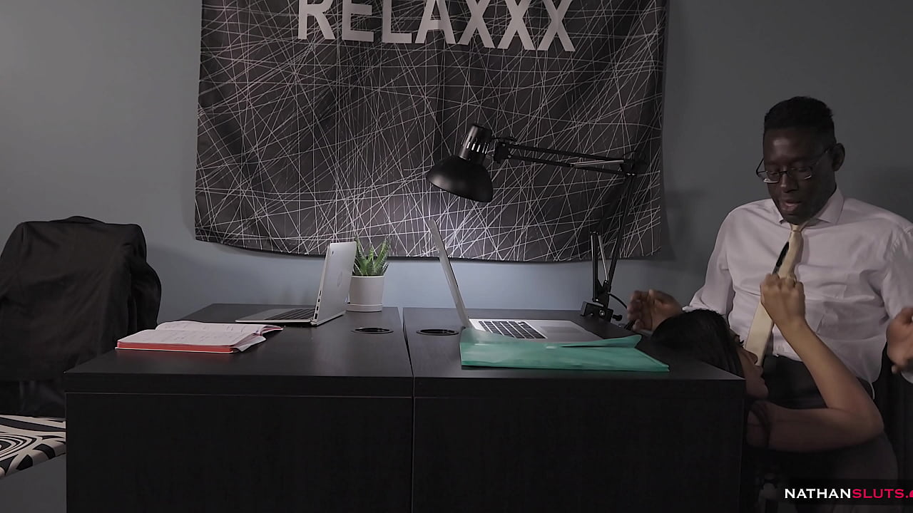 Naughty Asian Secretary Polly Pons Takes Her Colleague&rsquo;s Up Her ASS