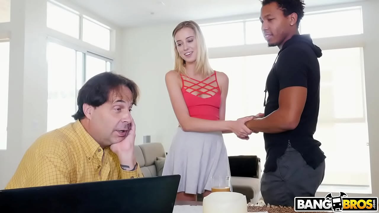 Fucking Behind My step Dad&rsquo;s Back