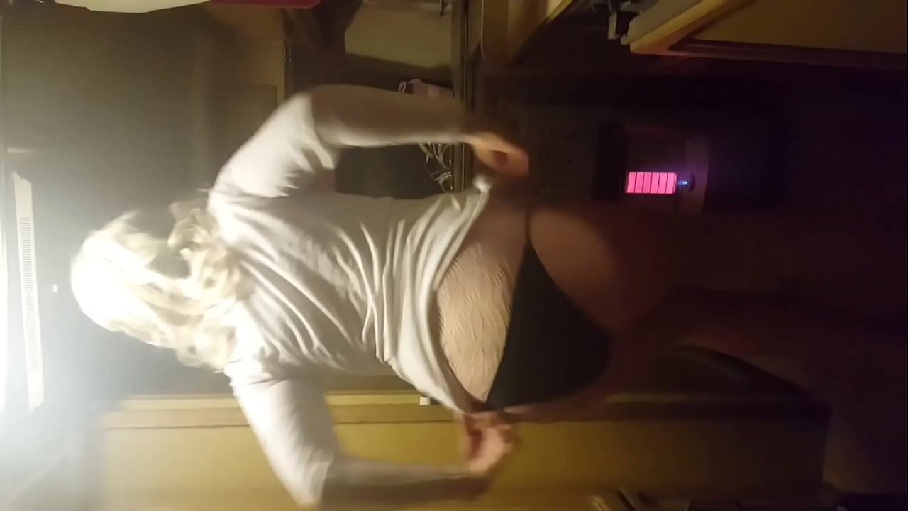 Real sissy cd hooker Luce dance and sucks dick