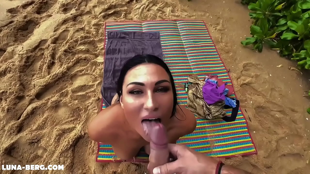 Secret Moment on the Beach: Stranger Peeks and Gets His Chance