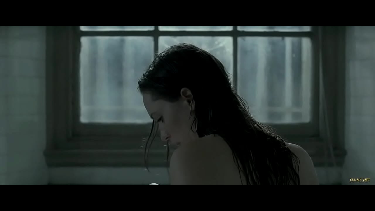 Rebecca Hall - The Awakening (2011)