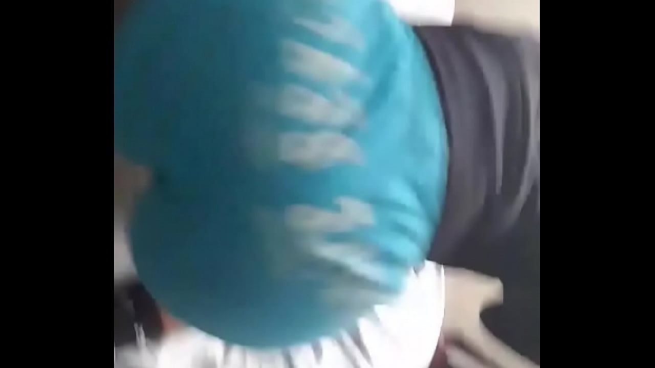 My goofy friend wanna twerk on my dick