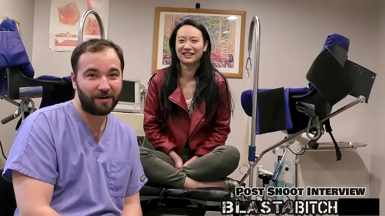 Zoe Lark's Pussy Gets Blasted With Cum After Blowjob