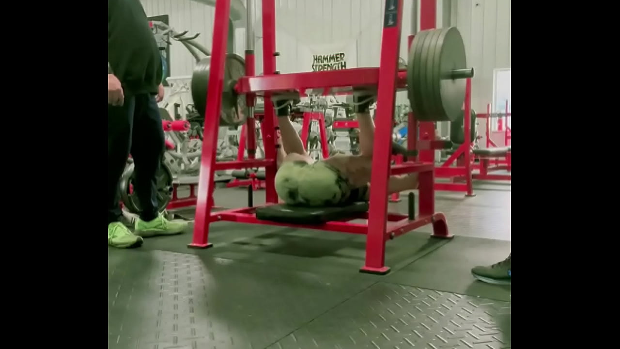 Anything over 500# requires 2 spotters!! Anything that makes my legs quiver like this and I&rsquo;m fuckin down Have an ...