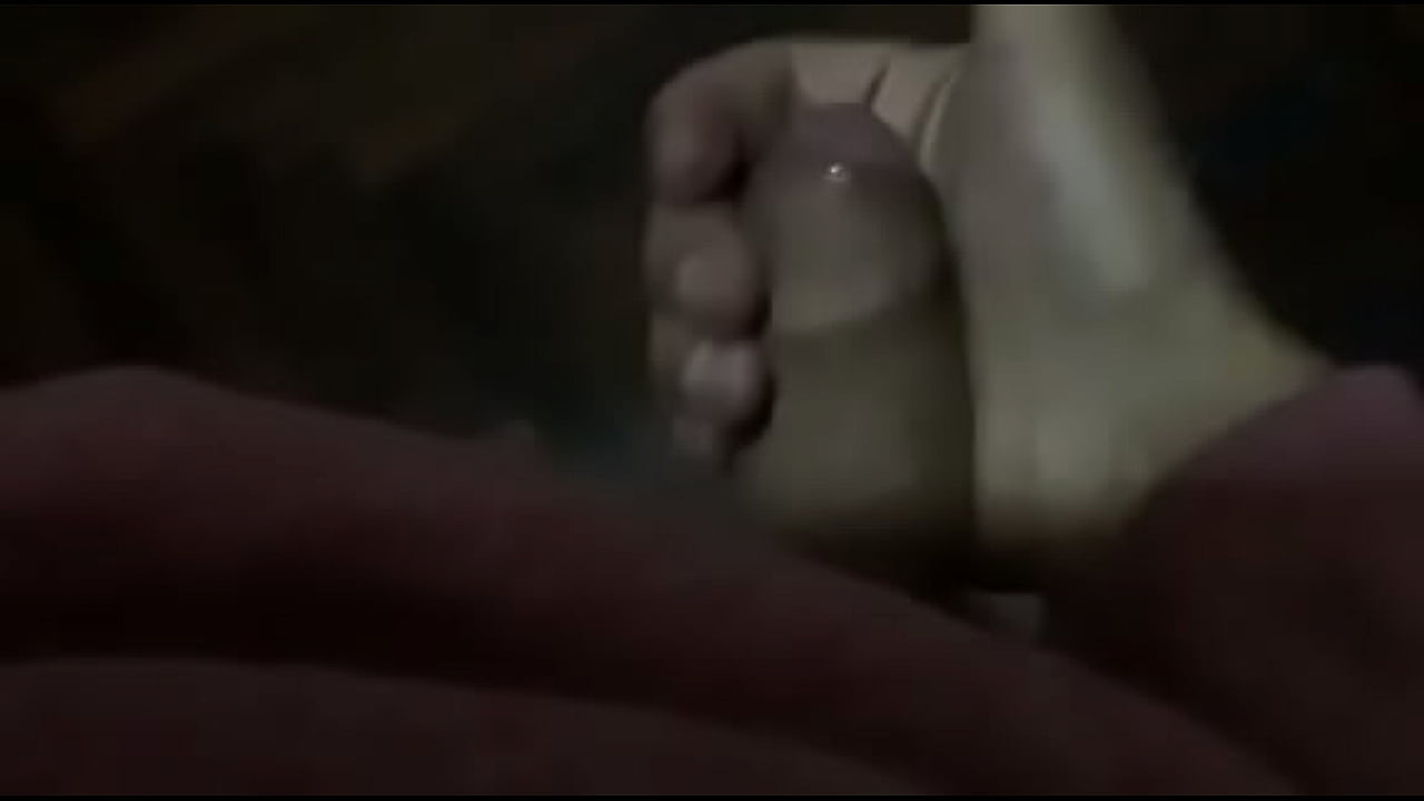 Chibolo de colegio se pajea