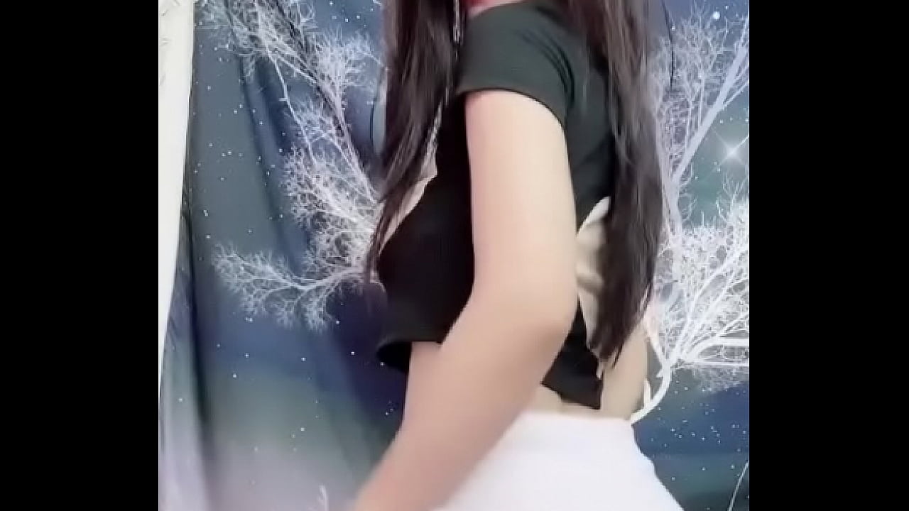 Asian Girl Dance Tease 1