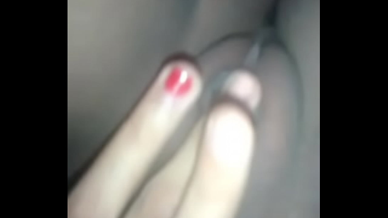 Se dedea y piensa en ella!!