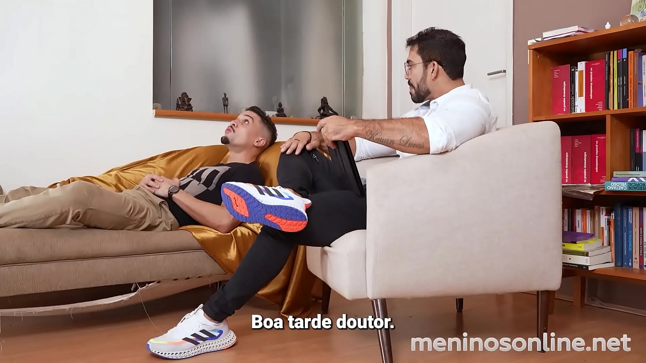 Como o Doutor trata o t&eacute;dio na Meninos Online