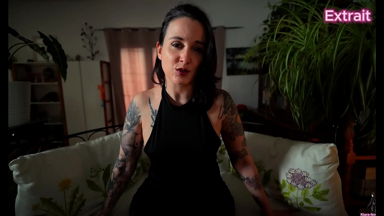 Tu es invit&eacute; &agrave; ma table pour un toast tr&egrave;s sp&eacute;cial...Tu devines de quoi ...