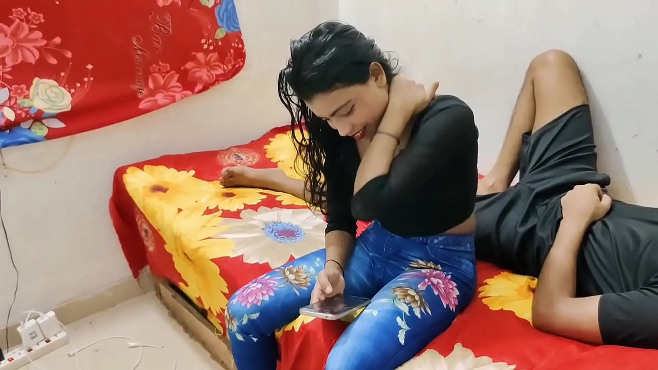 Best sex 2025 :- Dewar And Bhabhi took the pleasure of having sex when she got the chance, enjoyed sex chance together