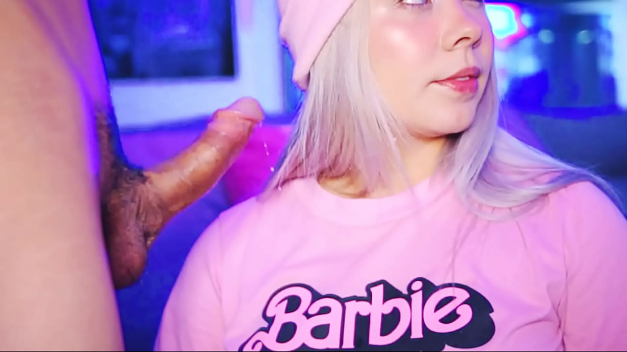 Valentina, the Medell&iacute;n Vixen, Yearns to Swallow Cum Every Day, Her Lips Always Hungry for More Cock!