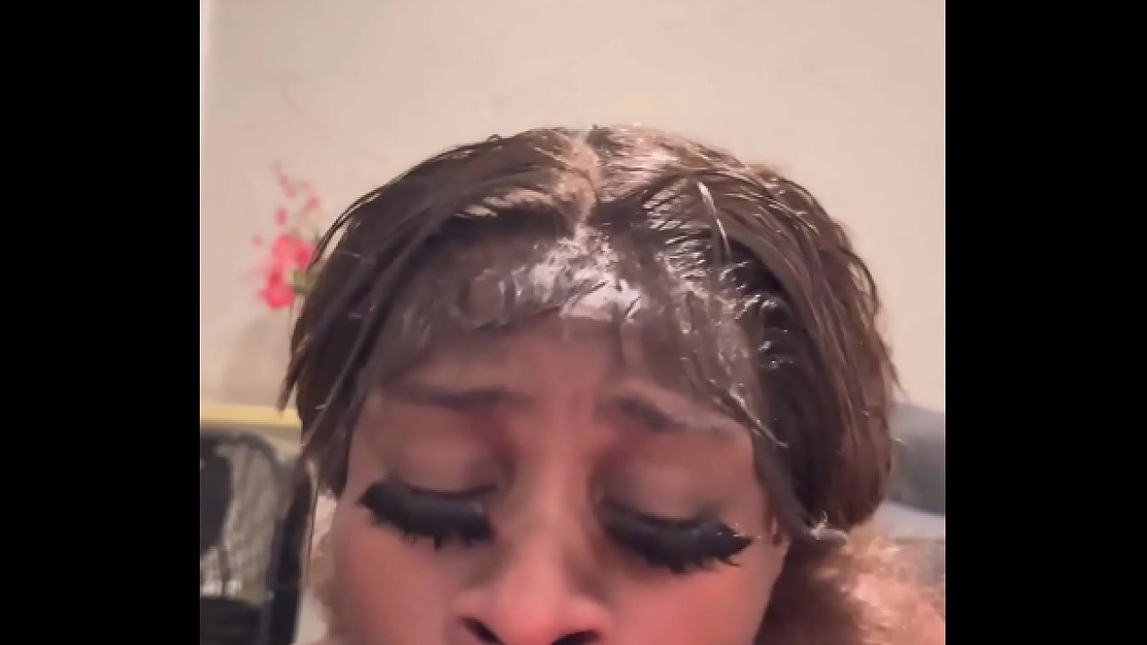 Breezy deep throat and cumshot