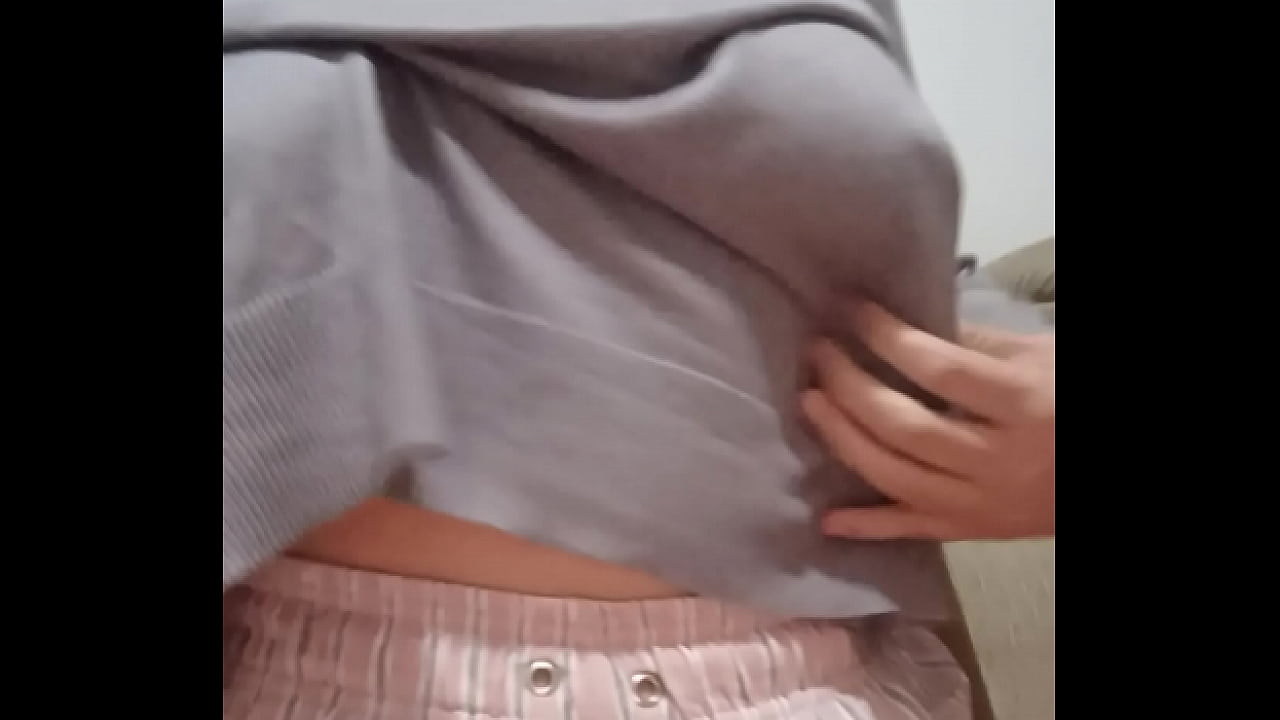 VOC&Ecirc; MAMA MEUS PEITOS NATURAIS BEM GOSTOSO?