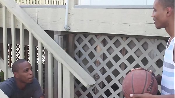 Dagger gets his ass tore up by Staxx