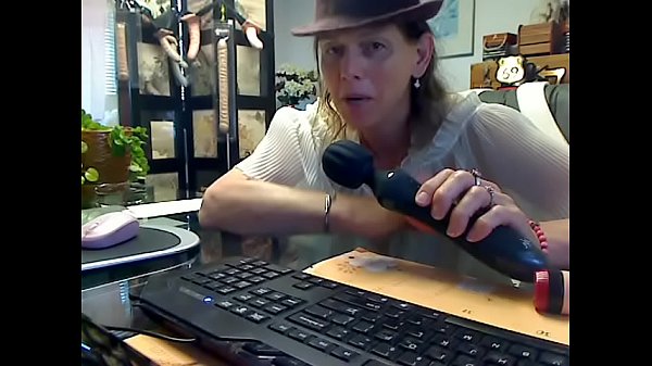 Swing Schwanz from the dangling dinner