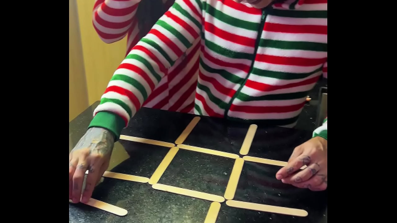 TIKTOK BottleChallenge with sexy stepmother - Leyne Rodriguez