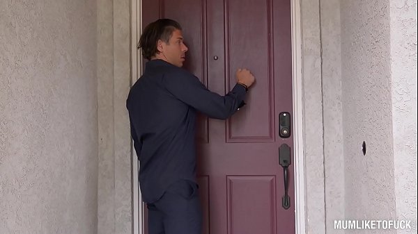 Milf Eva Notty crams her tight pussy with massive dick while her huge boobs sway