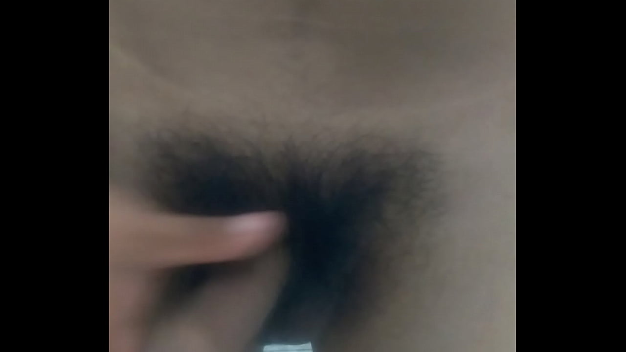 C&oacute;mo me gustar&iacute;a aventarle toda mi leche a una de mis vecinas sabrosas y hermosas