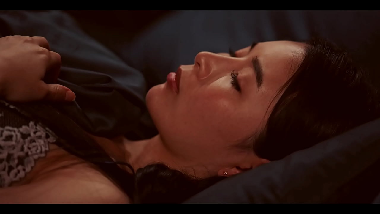 If You let Her In She Will Fuck You - Lesbian Vampire Josephine Jackson Preys on Rikako Katayama