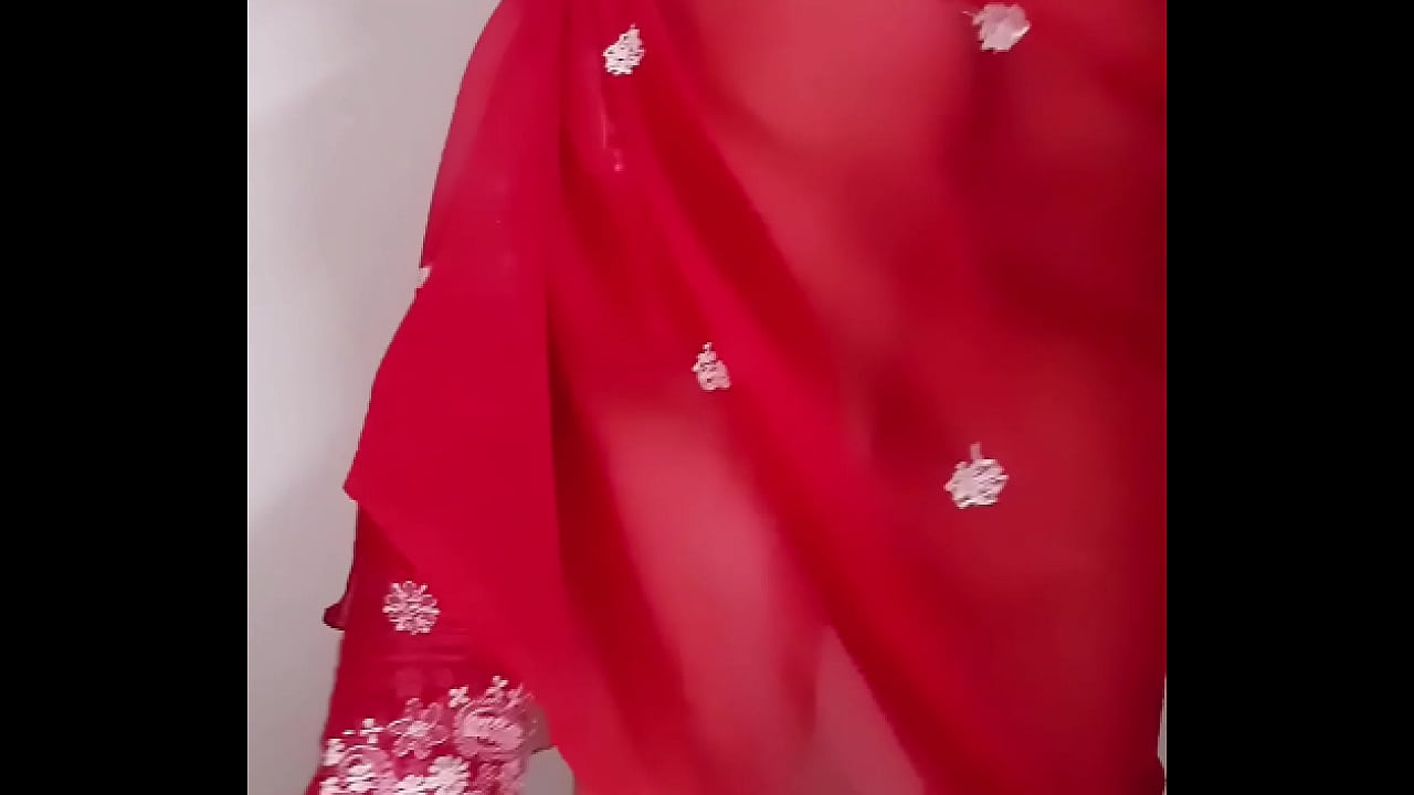 A song so slutty they had to change the lyrics - Hot bollywood song lyrics wer changed because it was too sexy - SUNNY LEONE IS A MILF SLUT