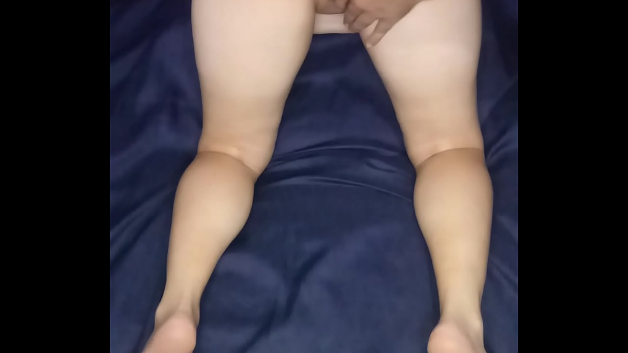 Masturba&ccedil;&atilde;o, massagem e siririca num s&oacute;.