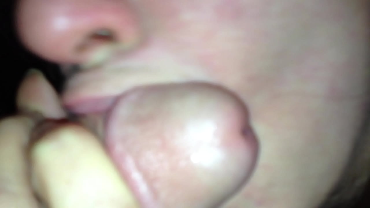 Kelly L. G. Gives Head For Spewing Cum