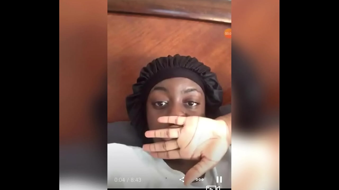 Black girl get naughty on periscope
