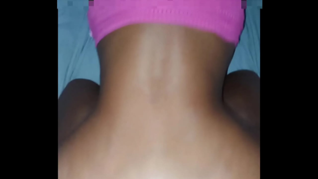 Br163 - morena dando o cuzinho gostoso